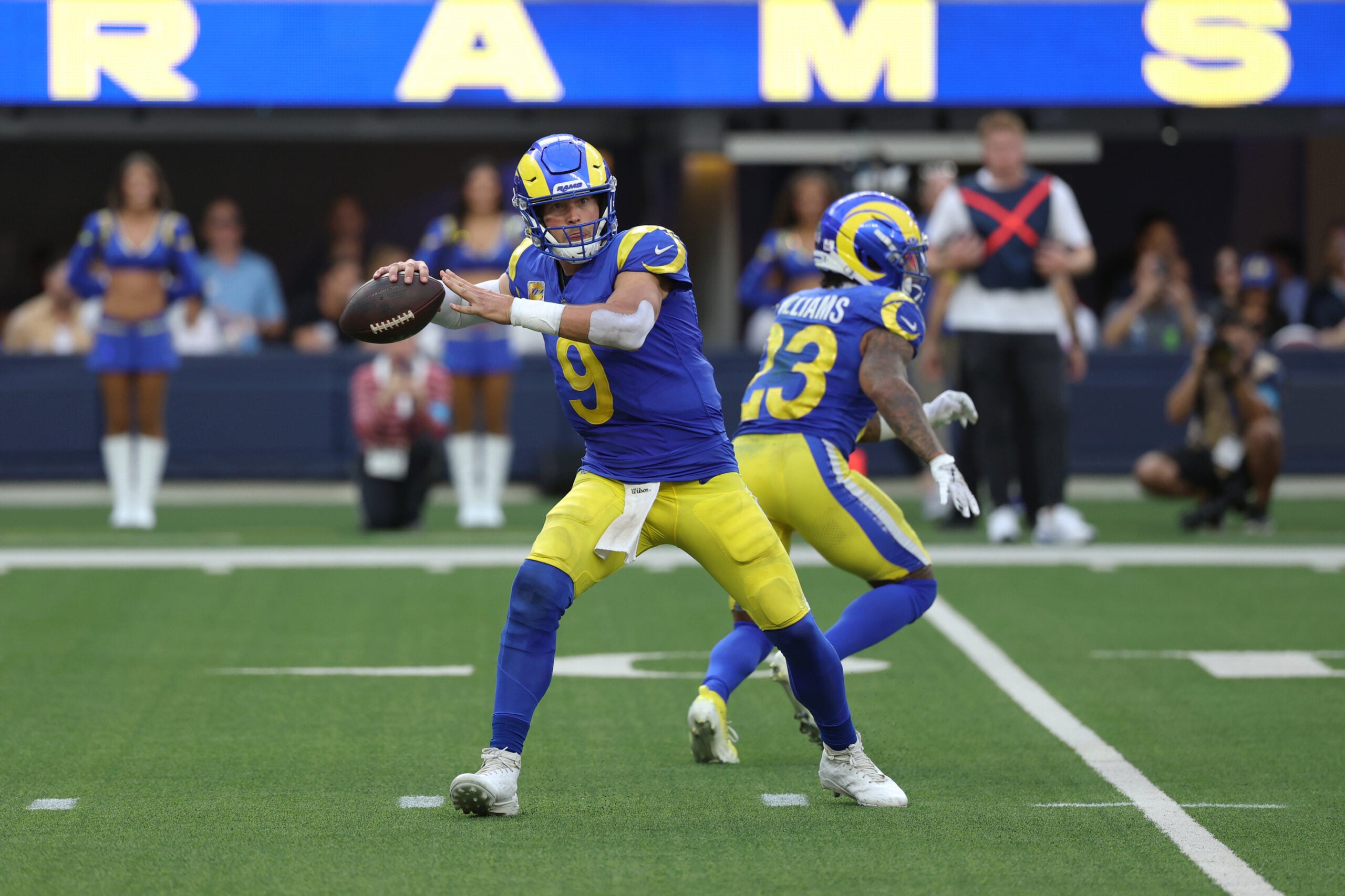 matt stafford - rams survivor week 8